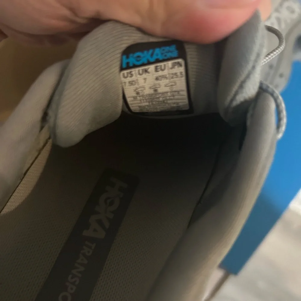 Hoka M Transport GTX size 7.5 tie free sneakers